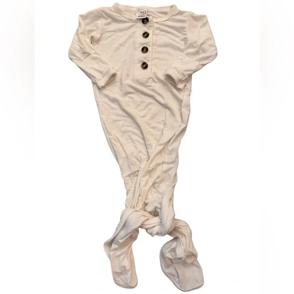 HTF Lou Lou Cream Bamboo Knotted Gown - Picture 1 of 3